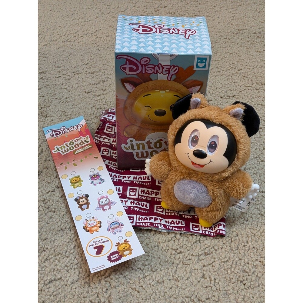 New! Disney Happy Haul Into The Woods SQUIRREL Mickey Mouse Vinyl Plush Keychain